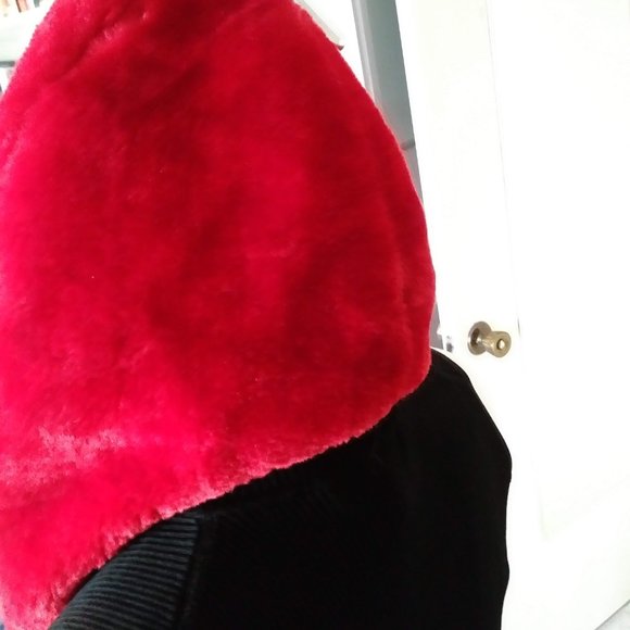 SOLID WING Fuzzy Chicken Hat - Picture 9 of 9